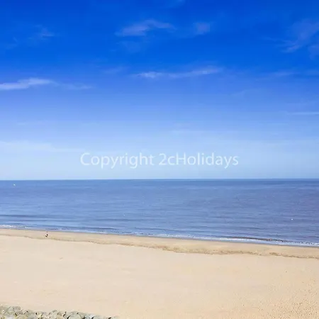 Caravan By The Sea At California Cliffs Holiday Park In Norfolk Ref 50014B Great Yarmouth Extérieur photo