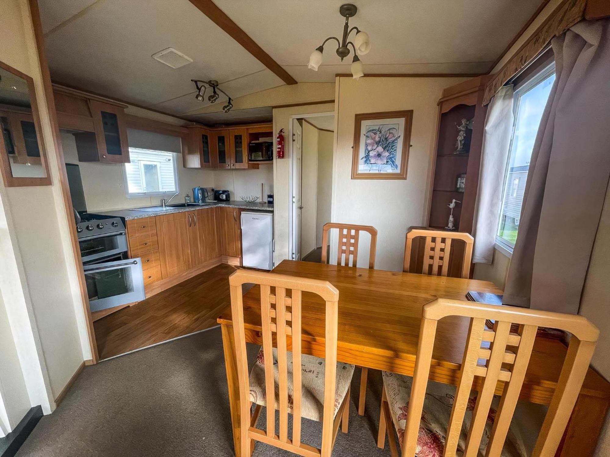 Campsite Caravan By The Sea At California Cliffs In Norfolk Ref 50014b Great Yarmouth